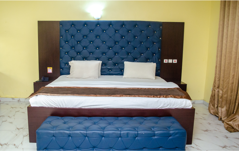 Standard Room (West)
